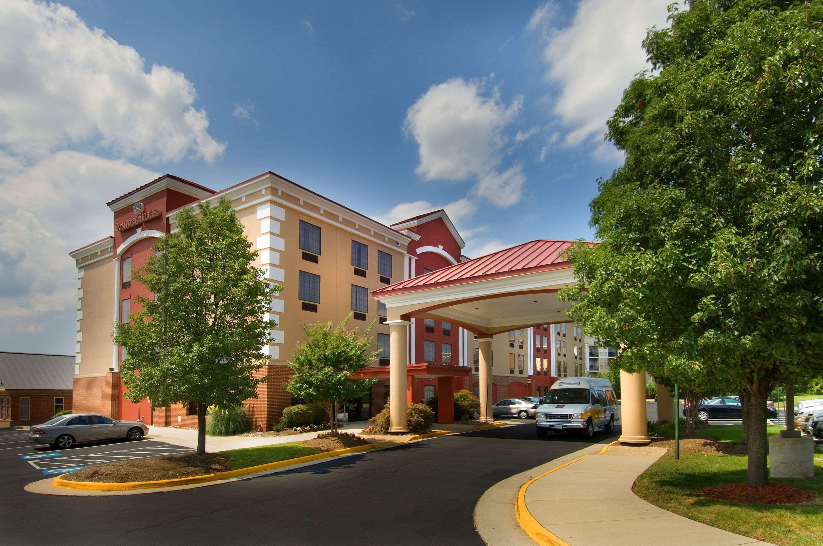 Comfort Suites Dulles Airport Chantilly Exterior photo