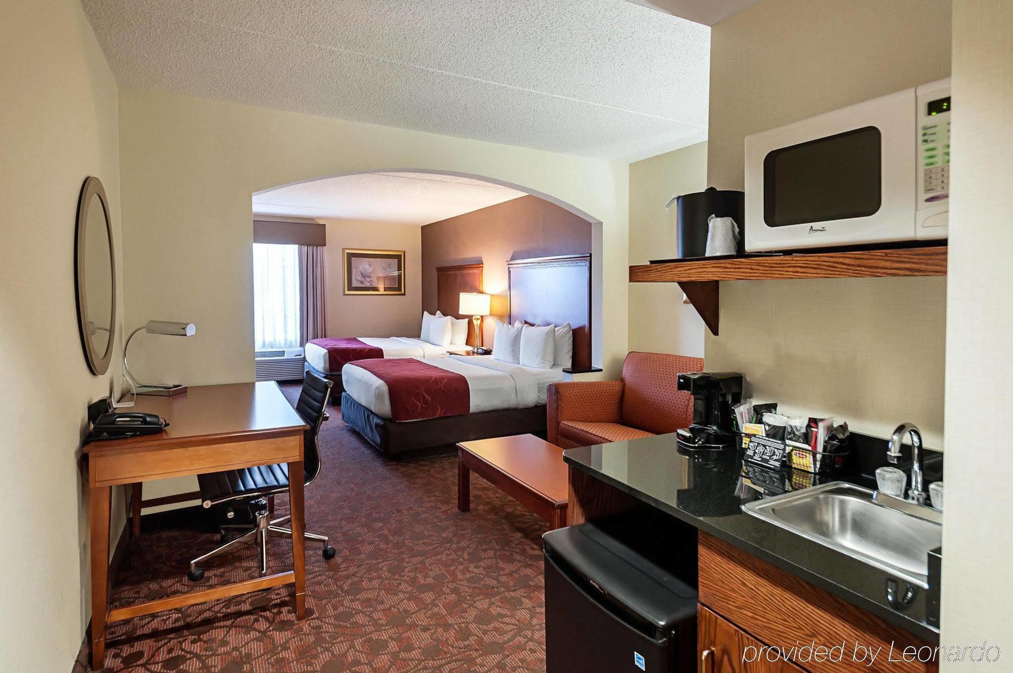 Comfort Suites Dulles Airport Chantilly Exterior photo